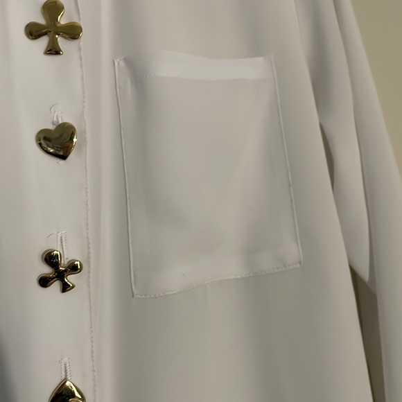 Button blouse with card suit buttons - Picture 7 of 14